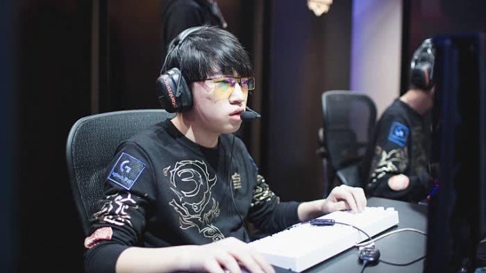 时刻能够挺 时刻能够挺