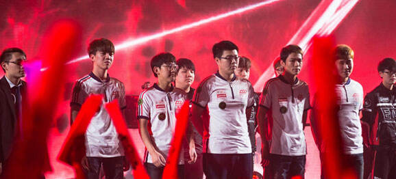 在高水平竞 在高水平竞