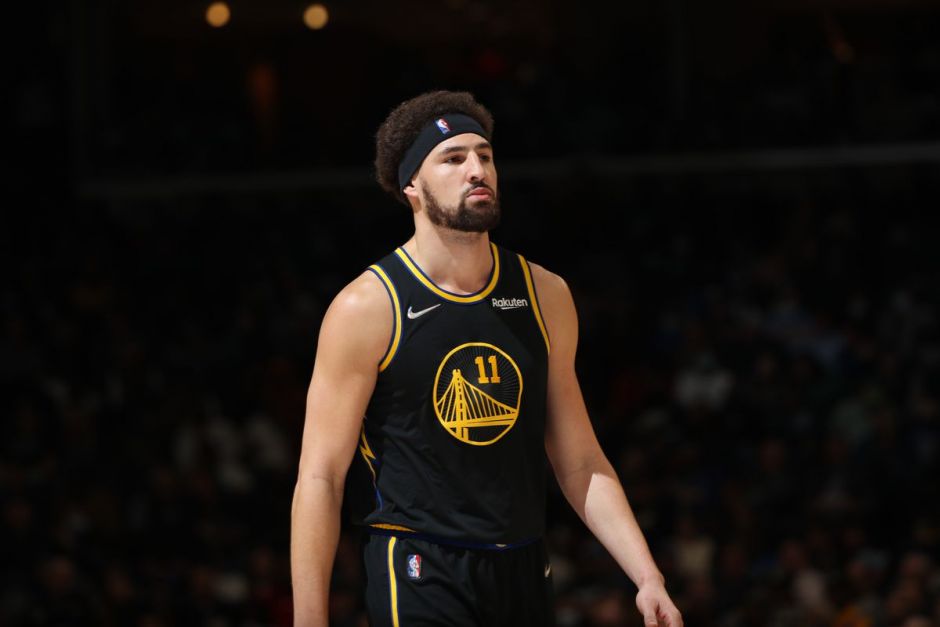 场边的他 场边的他