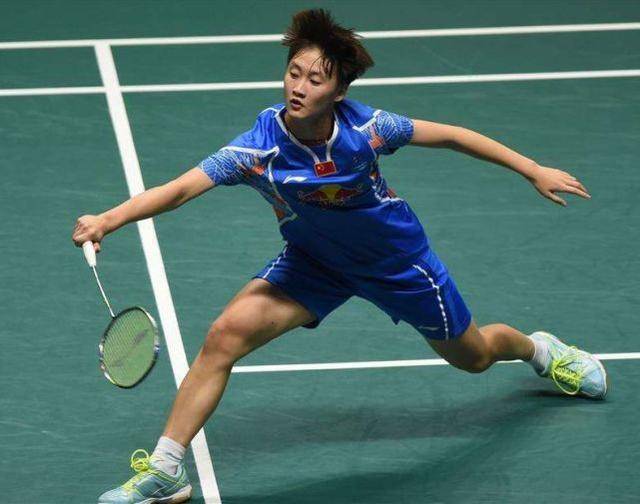 成極具吸引 成極具吸引